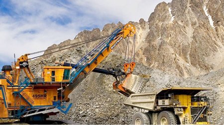 Inversión extranjera directa en Perú cae 50% durante el primer trimestre y profundiza tendencia de 2022