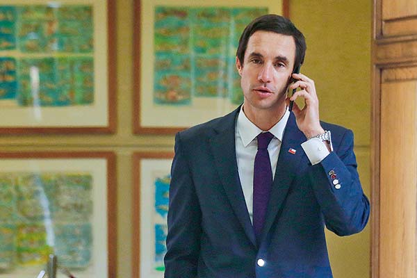 Jobet critica estrategia en litio pero reconoce que foco en SQM "es razonable"