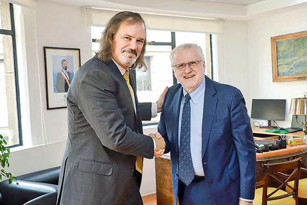 Máximo Pacheco, presidente del directorio de Codelco, y José Miguel Benavente, vicepresidente ejecutivo de Corfo. Foto: Julio Castro