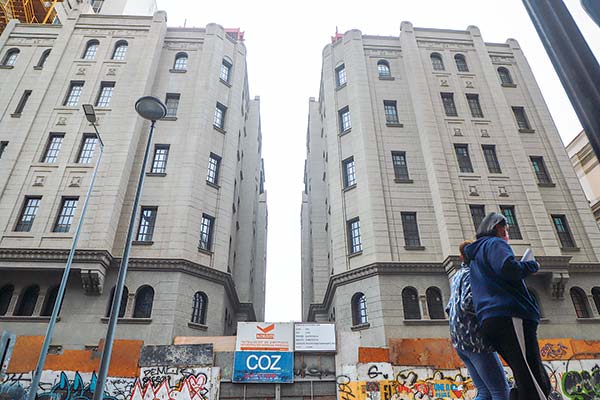 Tras millonaria remodelación, emblemático Hotel City del centro de Santiago ya tendría nueva fecha de reapertura