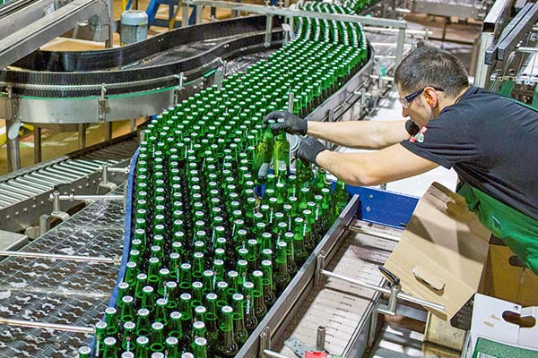 CCU acusa a AB InBev de “mala fe” tras demanda por abuso de posición