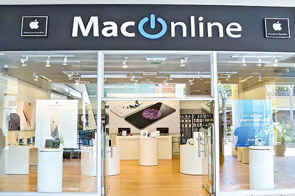 Ahora asaltan el centro de distribución de MacOnline: millonario botín