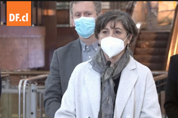 <p>Ahora en DF | Minsal descarta obligatoriedad de mascarilla pero enfatiza su recomendación como medida indicada</p>
