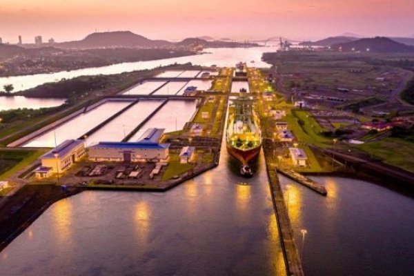 Sequía continúa golpeando al Canal de Panamá: vuelve a reducir calado desde julio