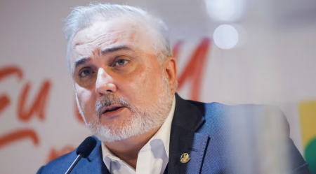 CEO de Petrobras dice que no mantener altas las reservas de petróleo sería un "error fatal"