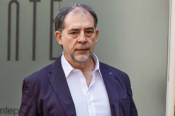 Guido Girardi, médico cirujano y exsenador, presentó un recurso de protección en contra de Emotiv, a través del estudio Colombara. Foto: Agencia Uno