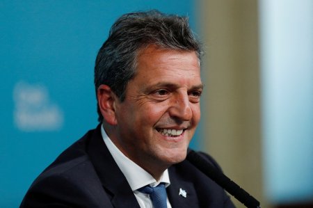 Gobierno de Fernández firma acuerdos bilaterales para refinanciar deuda con tres integrantes del Club de París