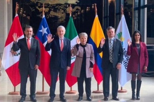 Chile presidirá Alianza del Pacífico, tras negativa de México de traspasarla a Perú