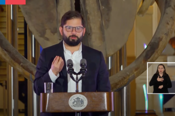 <p>Ahora en DF | Presidenta del Consejo CTCI entrega resultados de Chile Crea Futuro al Presidente Boric</p>