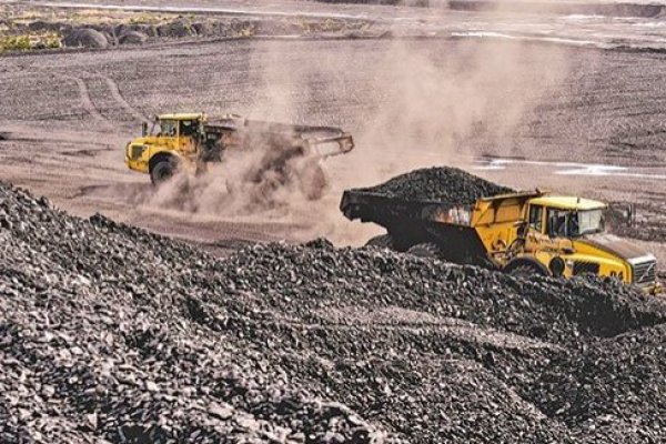La economía habría sacado otro rojo en mayo: las proyecciones del mercado van desde una baja de 1% a una superior al 2%