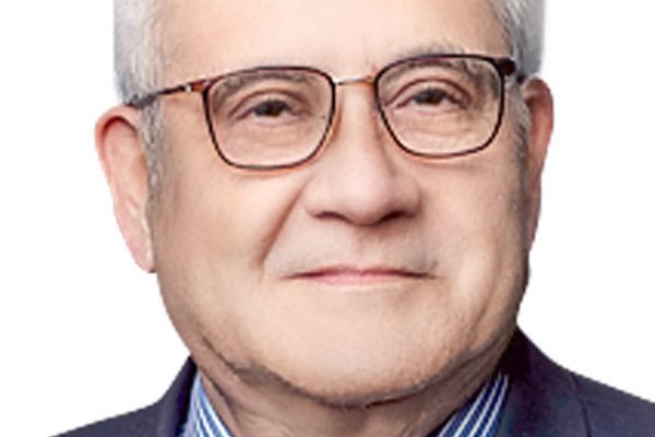 Más desarrollo, no más instituciones