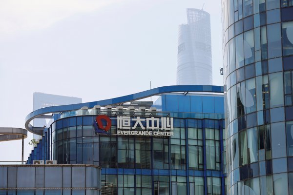 Evergrande obtiene la aprobación del tribunal de Hong Kong para votar por la reestructuración de la deuda