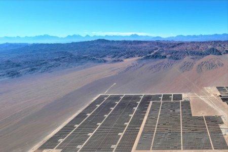 <p>AES Andes inicia operación del mayor sistema de baterías de almacenamiento solar de América Latina</p>