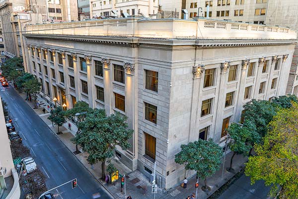 Mayoría de operadores financieros reafirma apuesta de baja de tasas de 75 puntos este viernes