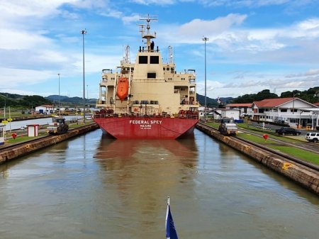 <p>Por sequía, Canal de Panamá ajusta tránsito a solo 32 naves por día como medida de ahorro</p>