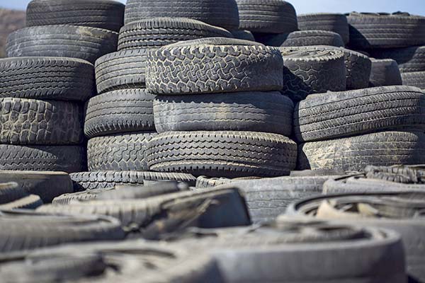 Tribunal Ambiental dejó firme decreto que obliga al sector automotriz hacerse cargo de los neumáticos