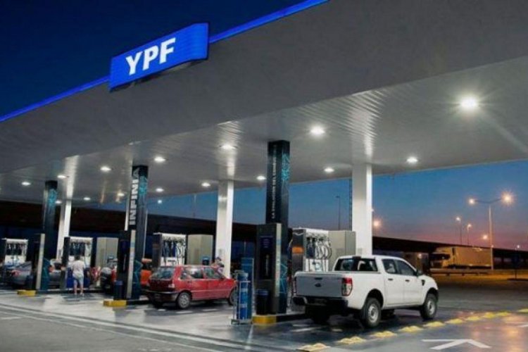 <p>Estatización de YPF: Argentina define en EEUU el costo a pagar a un "fondo buitre"</p>