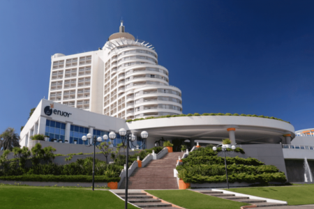 <p>Uruguay: Enjoy pone en venta el casino en Punta del Este</p>