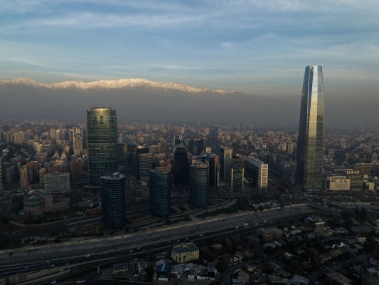 En Santiago, el termómetro alcanzó el miércoles los 24ºC, muy por encima de los 16-17ºC de media en esta época del año.