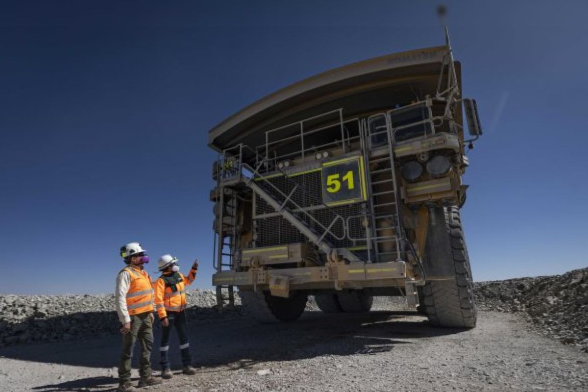 <p>Parlamentario dice que se reunió con empresa del Grupo Luksic por proyecto de US$ 1.200 millones de Minera Zaldívar</p>