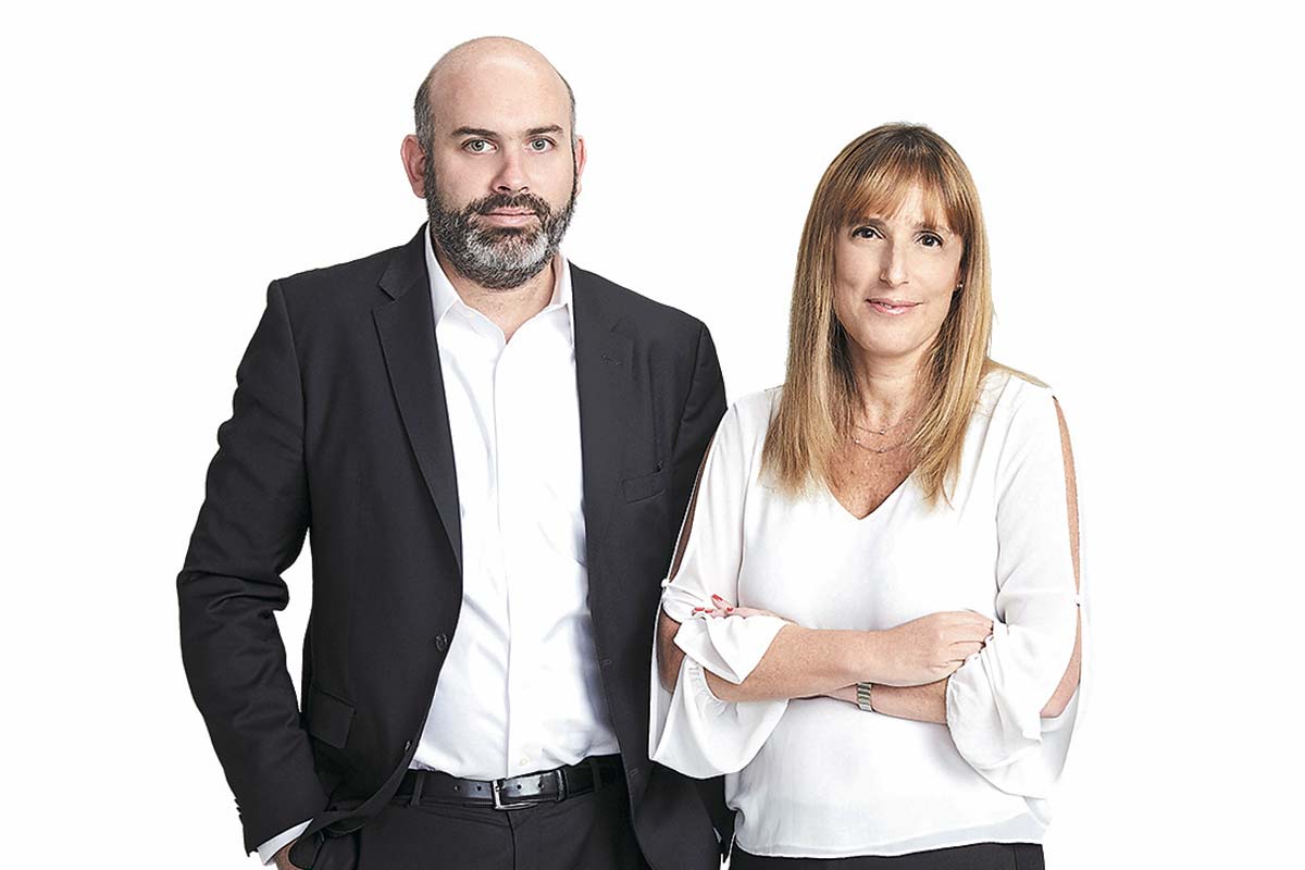 <p>Cadem festeja sus 500 ediciones de encuestas con celebración “de amigos”</p>