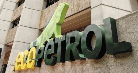 <p>Utilidad neta de Ecopetrol se desploma 61% entre abril y junio, pero el semestre fue "el segundo mejor de su historia"</p>