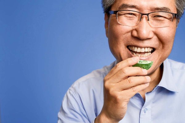 Ha-Joon Chang, el economista coreano que escribe de Boric en su último libro