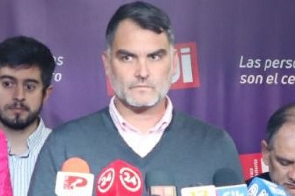 Macaya (UDI) no cede y advierte que “se ve difícil el avance de la reforma de pensiones”