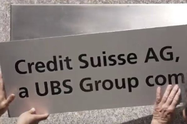 UBS comienza a quitar la marca Credit Suisse de sus oficinas a nivel mundial, aunque puede que sobreviva en Suiza