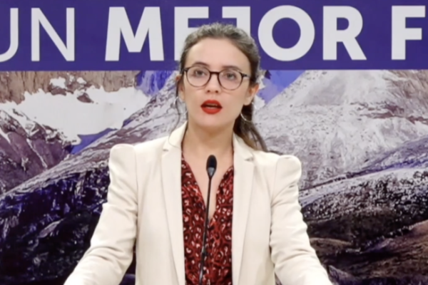 <p>Ahora en DF | Ministra Vallejo confirma anuncios este miércoles por cambio de gabinete</p>