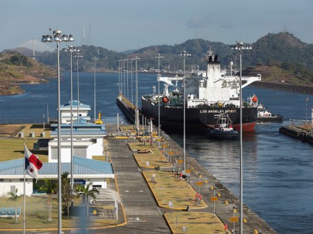<p>Autoridad del Canal de Panamá extiende restricciones de tránsito hasta el 2 septiembre por sequía</p>
