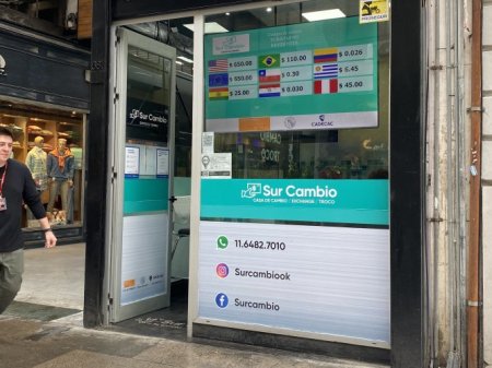 <p>Dólar Blue en Argentina sigue sin control: se acercó a la barrera de los $ 800 y puso más presión al Gobierno</p>