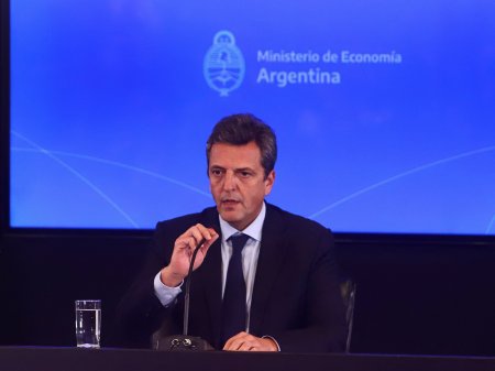 <p>Sergio Massa ratificó que se queda en el Ministerio de Economía de Argentina hasta el 10 de diciembre</p>