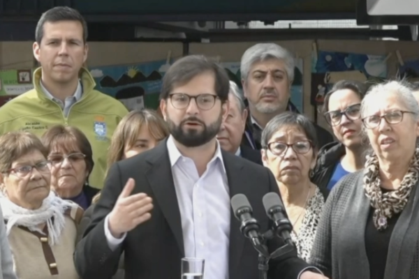 <p>Ahora en DF | Presidente Boric sobre la reforma de pensiones, reunión con Chile Vamos y sistema frontal</p>