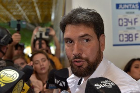 <p>Inversión pública y tener más seguridad, lo que proponen los candidatos en Ecuador</p>