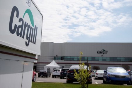 <p>La unidad brasileña de Cargill presenta una oferta por el procesador de soya Granol</p>