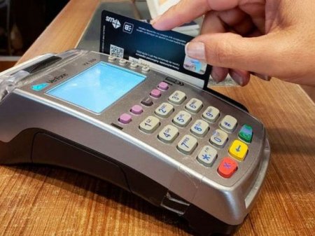 <p>La otra consecuencia del aumento de tasas en Argentina: pagar en 12 cuotas tendrá costos superiores al 500%</p>