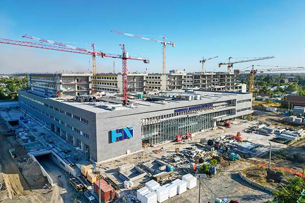Gobierno dice que reajuste para obras de salud está autorizado, tras queja de constructora del Hospital de Chillán