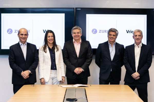 Zurich y dueña de DirecTV acuerdan una alianza regional para la distribución de seguros en América Latina