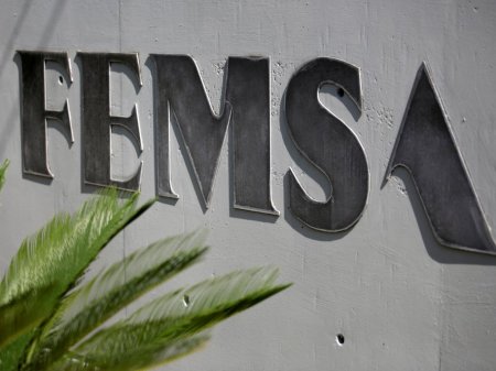 Mexicana Femsa vende participación en filial para crear plataforma de distribución en EEUU