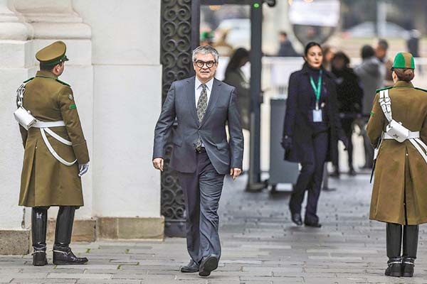 <p>Marcel: “Es una cifra o una encuesta que, en su balance, creo que tiene más luces que sombras”</p>