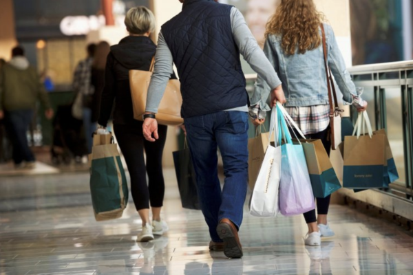 Principales retailers de América Latina continúan presionados por la inflación y los gastos: ¿cómo les ha ido en el año?