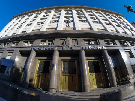 Argentina amplió el gasto en más de US$ 20 millones en el Presupuesto que se destinarán a pensiones