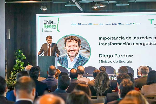El ministro de Energía, Diego Pardow, en el seminario organizado por el gremio de las transmisoras.