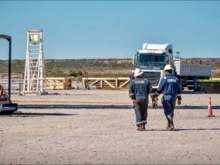 Se desacelera la producción de Vaca Muerta y el congelamiento de precios podría impactar las inversiones