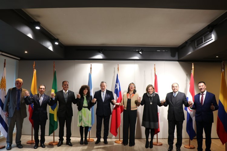 <p>Ocho países latinoamericanos firman red para atracción de inversiones en turismo en medio de complejo entorno regional</p>