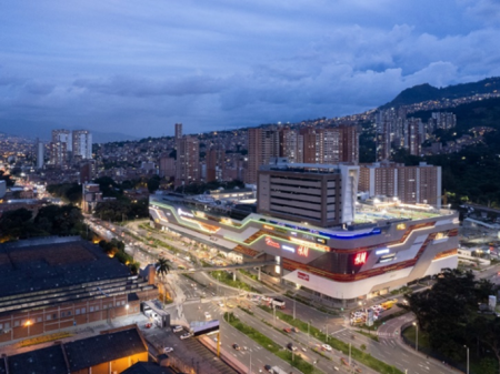 Chilena Parque Arauco sigue apostando por Colombia: adquiere participación en Parque Fabricato por US$ 17 millones