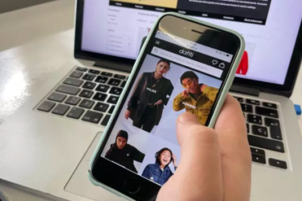 Sigue el éxodo de empresas en Argentina: Dafiti cerrará su plataforma de e-commerce