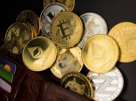 "Votantes cripto" prefieren a Milei y a Massa en Argentina