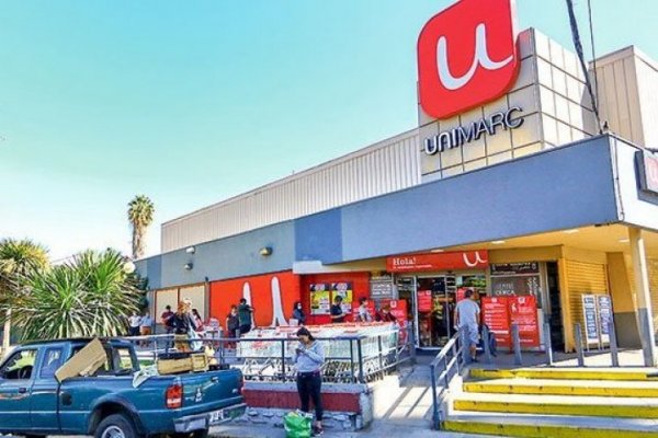 Unimarc se lanza contra Sernac: acusa "inconsistencias metodológicas" en su comparador de precios de la canasta dieciochera